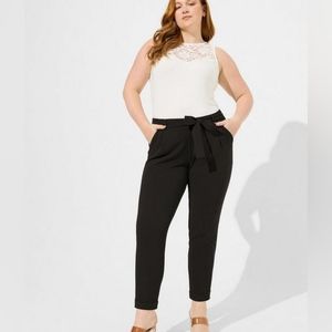 NWOT / Pull-On Taper Stretch Crepe High-Rise Tie-Front Pant  (C1-1)